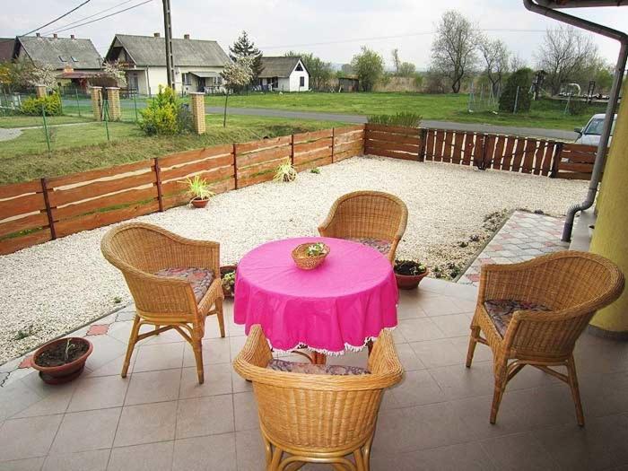 Nádas Társasház Balatonlelle Esterno foto